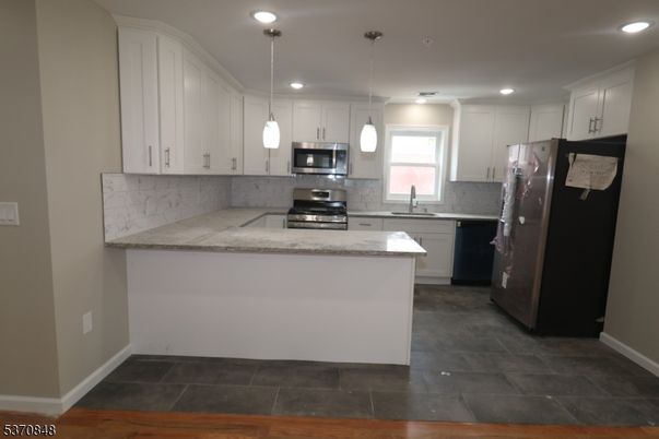 Interior, Kitchen, Pendant Lights, Recessed Lighting, Stainless Steel Appliances