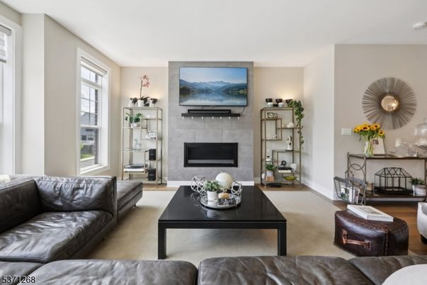 Fireplace, Interior, Living room