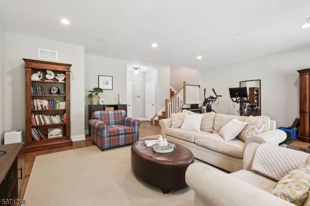 Fitness Equipment, Interior, Living room, Recessed Lighting