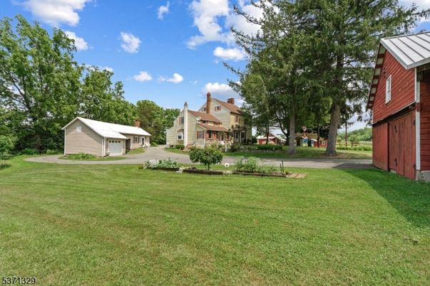 Backyard, Detached Garage, Exterior