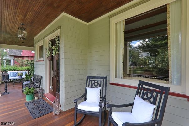 Exterior, Wood Texture Flooring