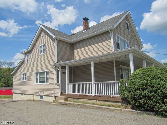 Exterior, Facade, American Craftsman