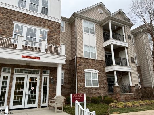 Exterior, Facade, Brick Facade, Rowhouse