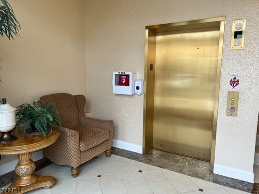 Elevator, Interior