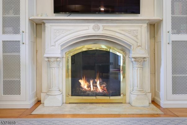 Exterior, Fireplace