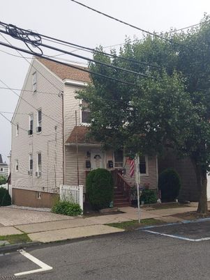 Exterior, Facade, None