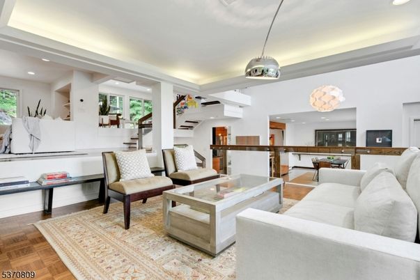 Interior, Living room, Pendant Lights, Recessed Lighting, Wood Texture Flooring