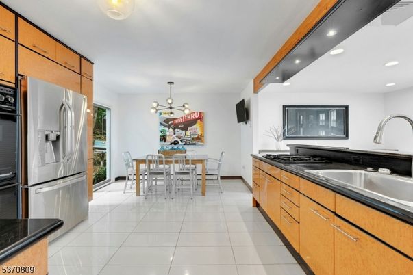 Dining room, Interior, Kitchen, Pendant Lights, Recessed Lighting