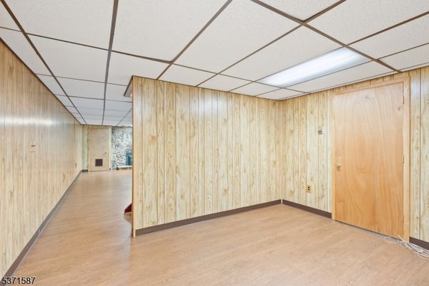 Empty room, Interior, Wood Texture Flooring, Wooden Walls