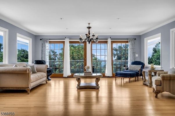 Chandelier, Interior, Living room, Recessed Lighting, Wood Texture Flooring