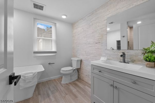 Bathroom, Interior, Recessed Lighting, Wood Texture Flooring
