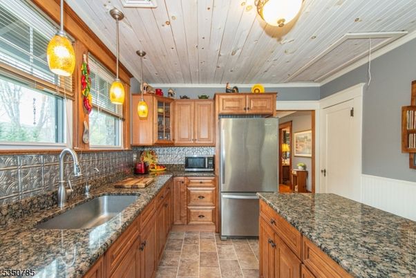 Interior, Kitchen, Pendant Lights