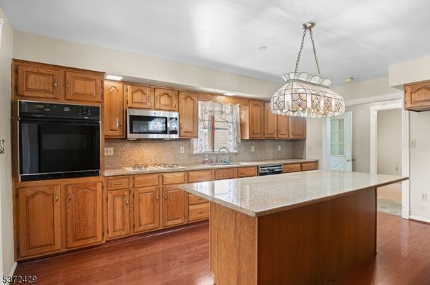 Chandelier, Interior, Kitchen, Pendant Lights, Wood Texture Flooring