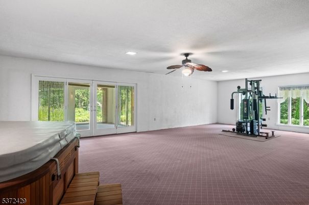 Fitness Equipment, Interior, Recessed Lighting