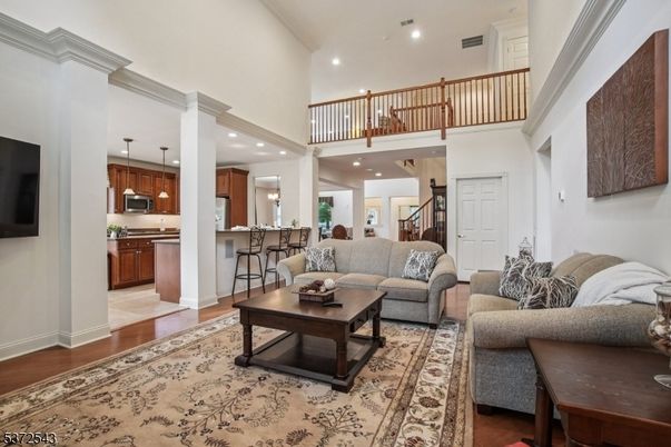 Interior, Kitchen, Living room, Recessed Lighting, Wood Texture Flooring