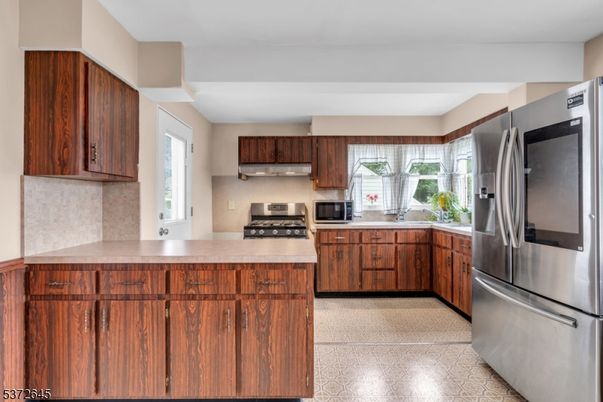 Interior, Kitchen, Stainless Steel Appliances