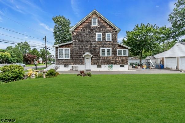 Backyard, Detached Garage, Exterior