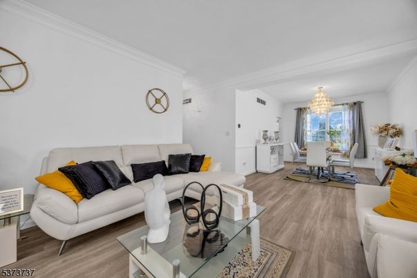 Chandelier, Dining room, Interior, Living room, Wood Texture Flooring