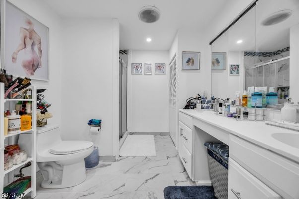 Bathroom, Dual Sink Vanities, Interior, Marble, Recessed Lighting
