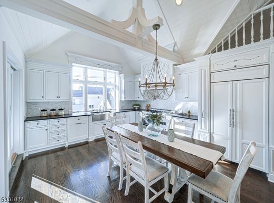 Chandelier, Dining room, Interior, Kitchen, Pendant Lights, Recessed Lighting, Water, Wood Texture Flooring