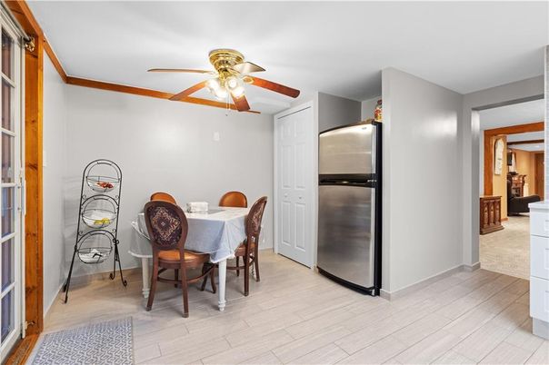 Dining room, Interior, Kitchen, Stainless Steel Appliances, Wood Texture Flooring