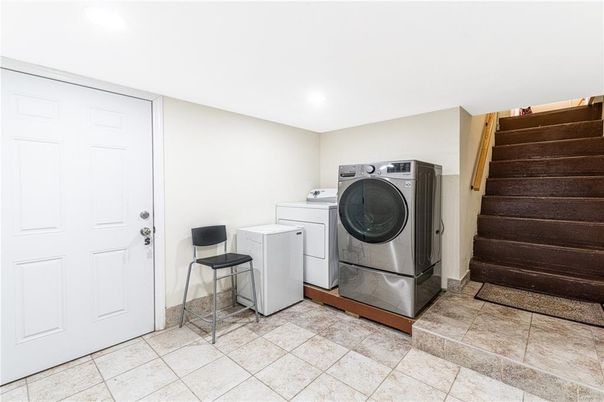 Interior, Recessed Lighting, Washer
