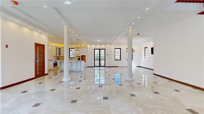 Empty room, Interior, Recessed Lighting