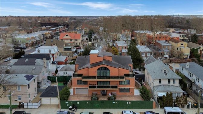 Exterior, Drone