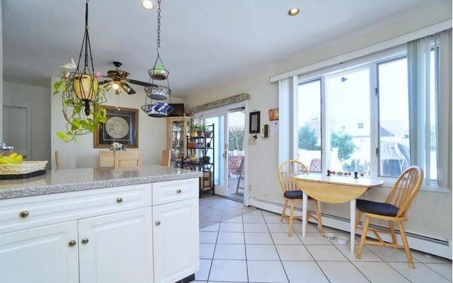 Dining room, Interior, Kitchen, Pendant Lights, Recessed Lighting