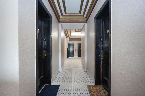 Elevator, Interior