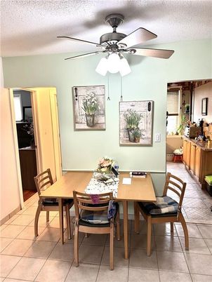Dining room, Interior