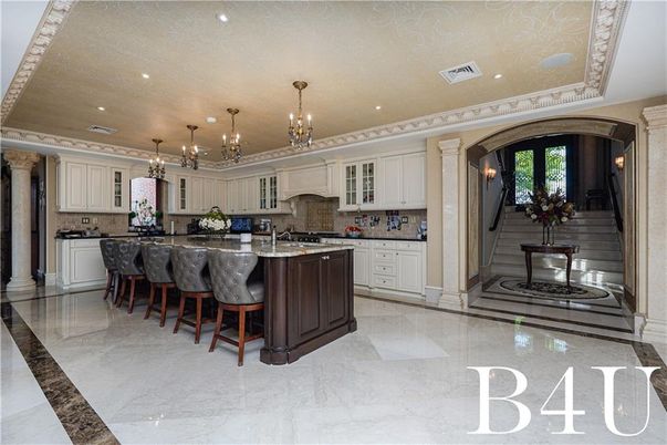 Chandelier, Interior, Kitchen, Marble, Pendant Lights, Recessed Lighting, Stainless Steel Appliances