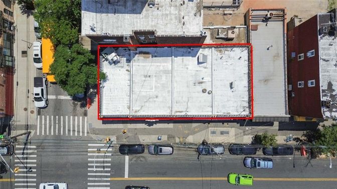 Exterior, Drone