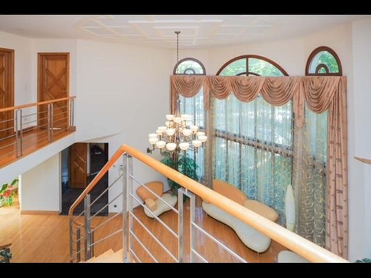 Chandelier, Interior, Wood Texture Flooring