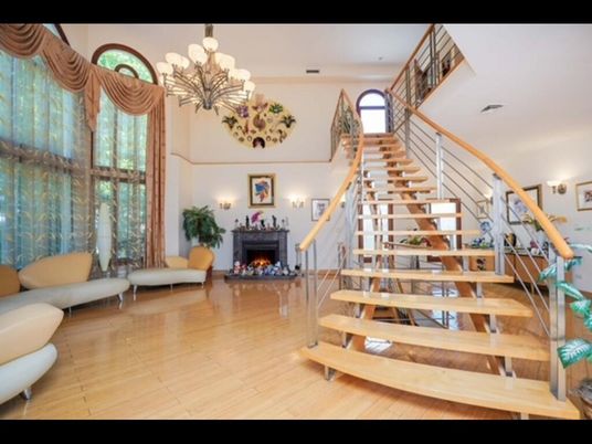 Chandelier, Fireplace, Interior, Recessed Lighting, Wood Texture Flooring