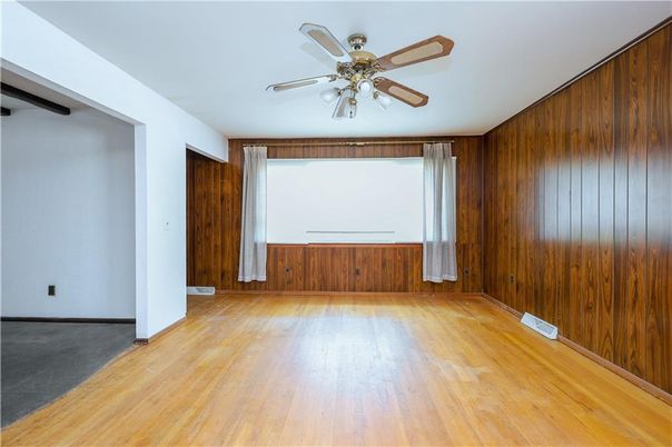 Empty room, Interior, Wood Texture Flooring, Wooden Walls