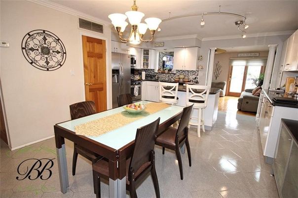 Chandelier, Dining room, Interior, Kitchen
