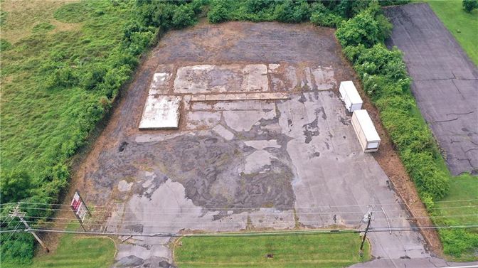 Exterior, Drone