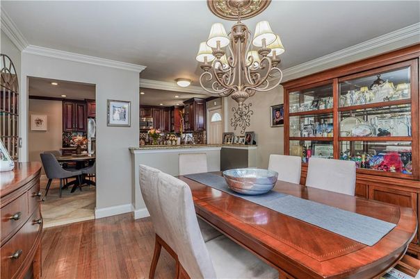 Chandelier, Dining room, Interior, Kitchen, Recessed Lighting, Wood Texture Flooring