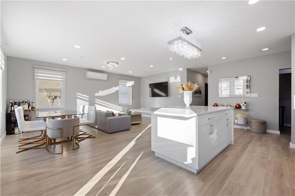 Chandelier, Dining room, Interior, Kitchen, Living room, Recessed Lighting, Wood Texture Flooring