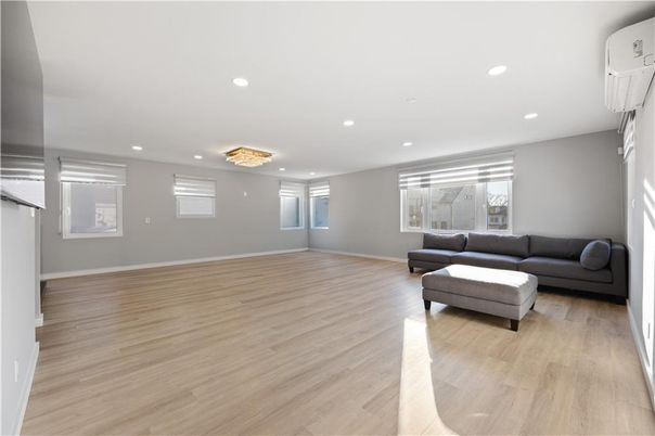 Empty room, Interior, Living room, Recessed Lighting, Wood Texture Flooring