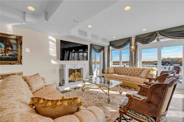 Fireplace, Interior, Living room, Recessed Lighting