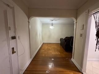 Interior, Pendant Lights, Wood Texture Flooring