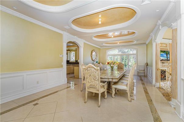 Dining room, Interior, Recessed Lighting