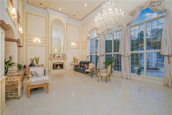 Chandelier, Fireplace, Interior, Recessed Lighting
