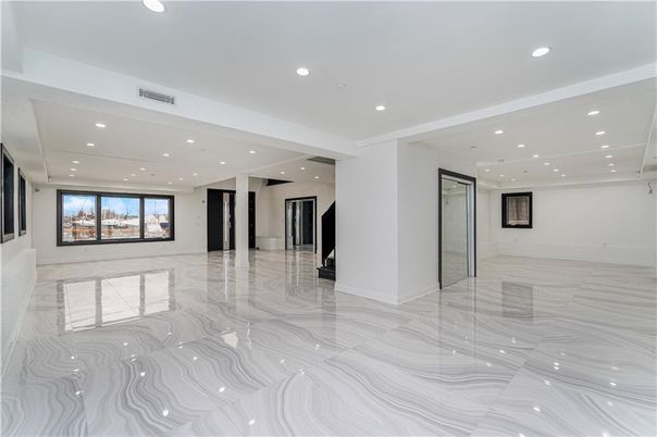 Empty room, Interior, Marble, Recessed Lighting