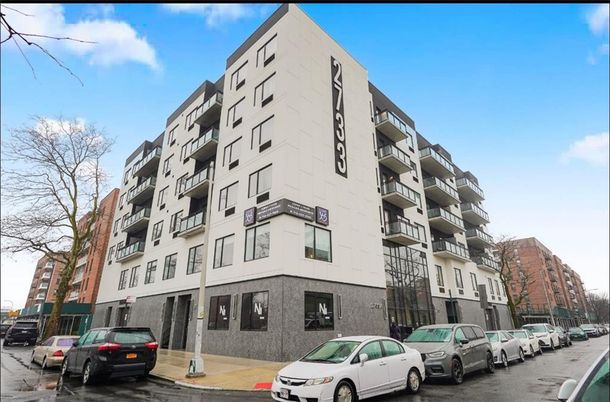 Exterior, Facade, Condo Building
