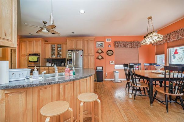 Dining room, Interior, Kitchen, Pendant Lights, Recessed Lighting, Wood Texture Flooring