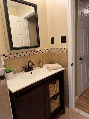 Bathroom, Interior, Wood Texture Flooring