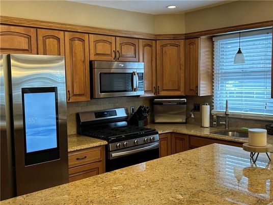 Interior, Kitchen, Pendant Lights, Recessed Lighting, Stainless Steel Appliances